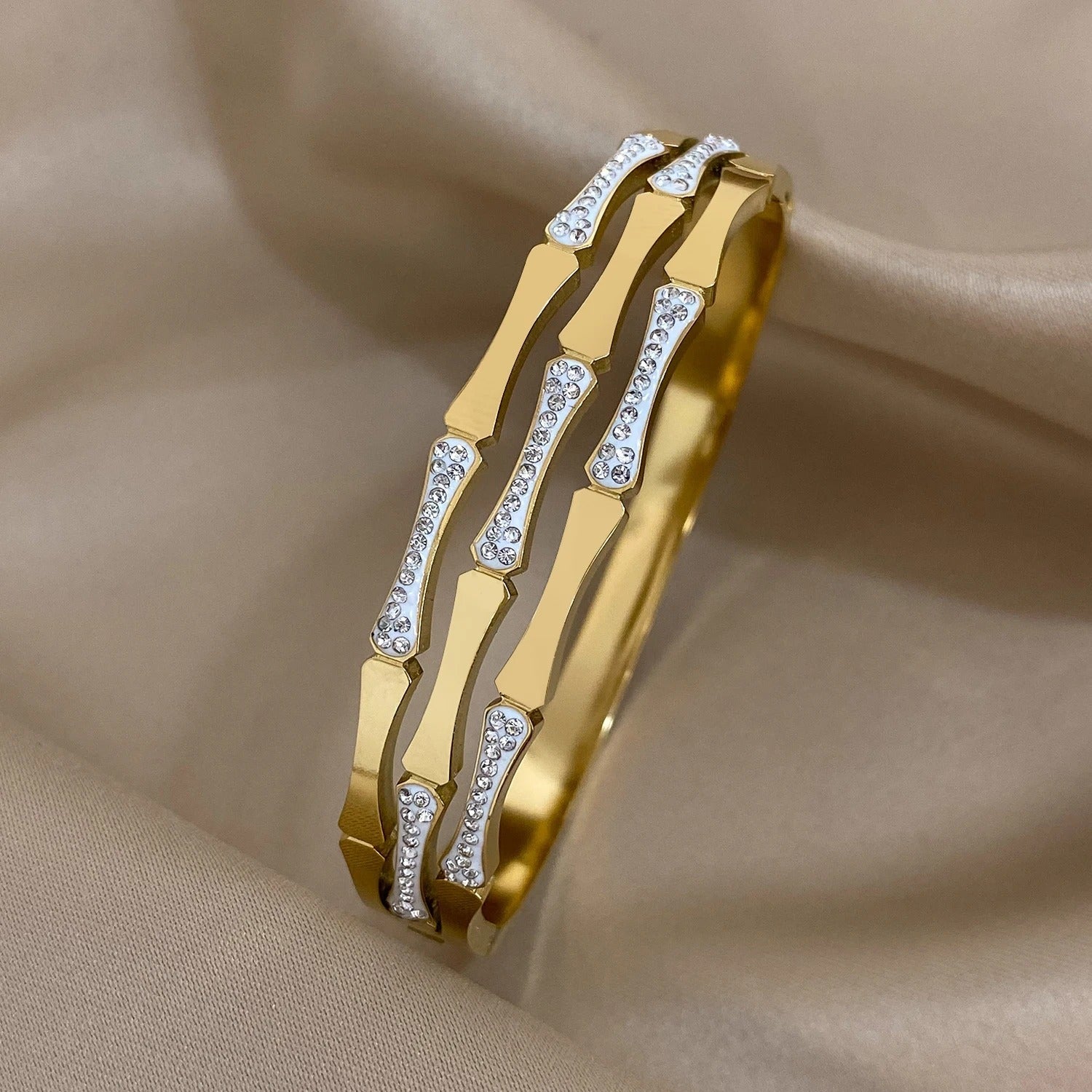 Luxuriöses Manschettenarmband aus Edelstahl | | 4er Set