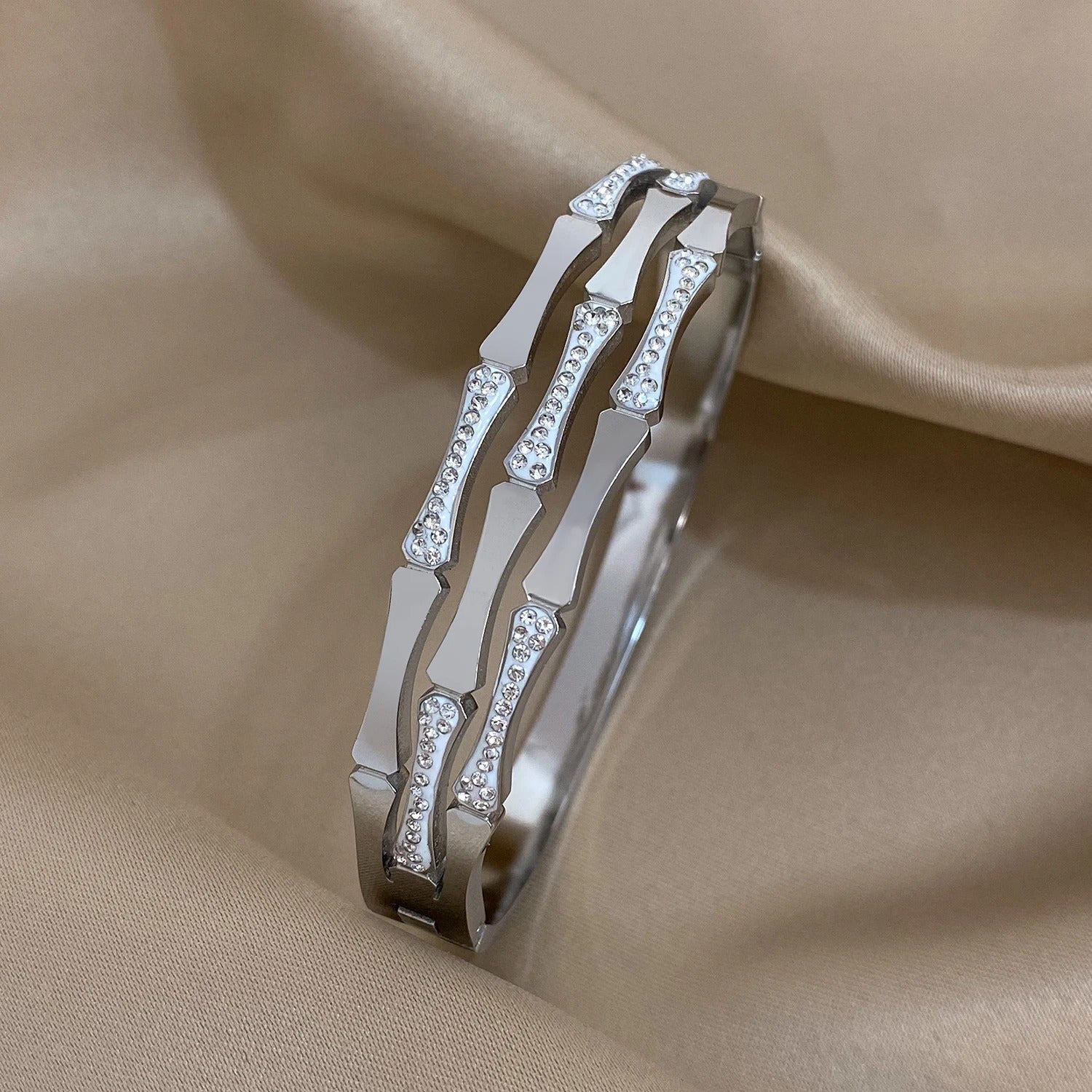 Luxuriöses Manschettenarmband aus Edelstahl | | 4er Set