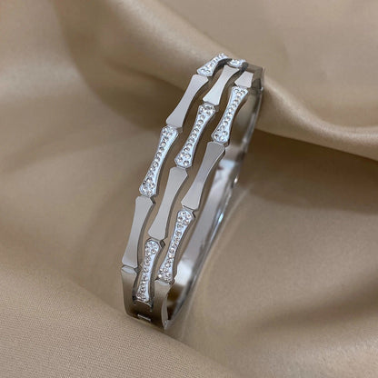 Luxuriöses Manschettenarmband aus Edelstahl | | 4er Set